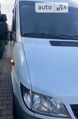 Микроавтобус Mercedes-Benz Sprinter 2005 в 
