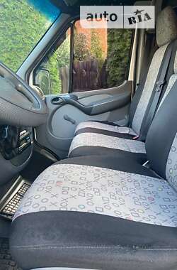 Микроавтобус Mercedes-Benz Sprinter 2005 в 
