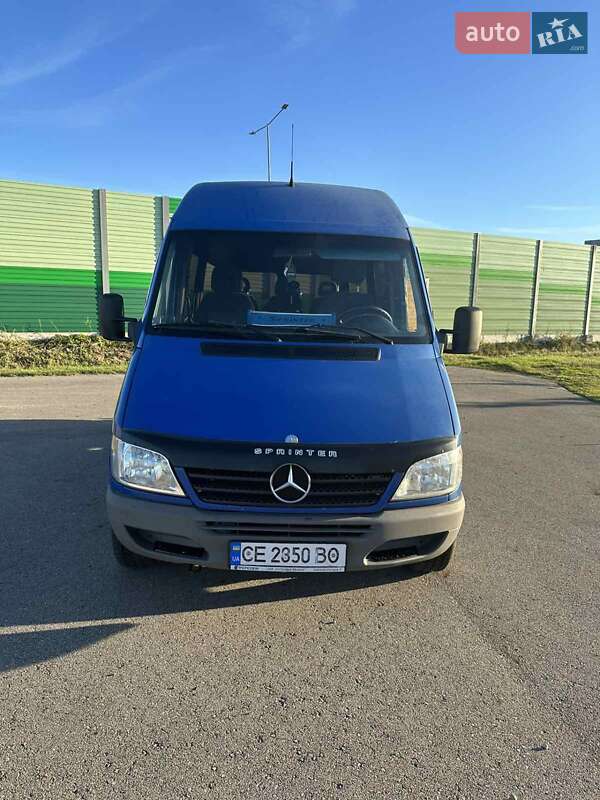 Микроавтобус Mercedes-Benz Sprinter 2004 в Черновцах