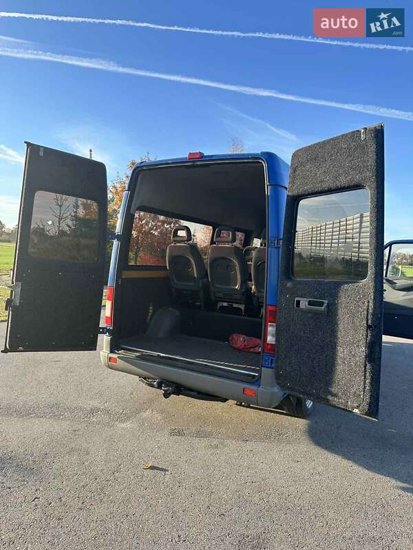 Микроавтобус Mercedes-Benz Sprinter 2004 в Черновцах