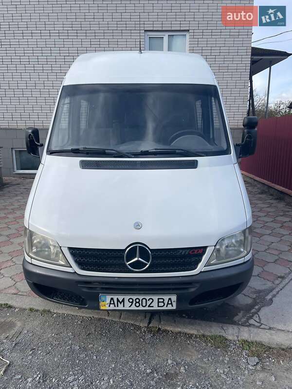 Микроавтобус Mercedes-Benz Sprinter 2004 в Житомире фото 4 Микроавтобус Mercedes-Benz Sprinter 2004 в Житомире