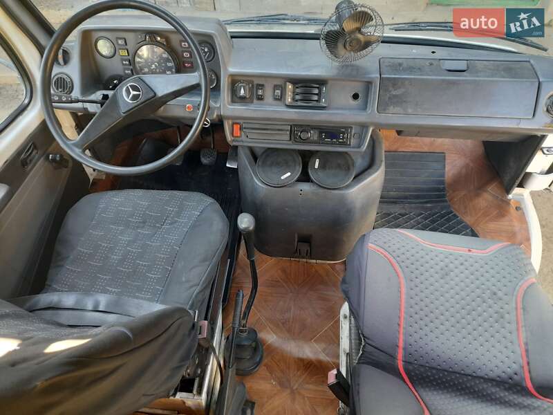 Мікроавтобус Mercedes-Benz Sprinter 1995 в Чернівцях