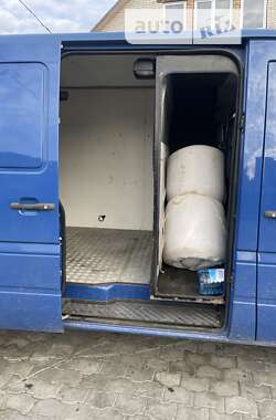 Вантажний фургон Mercedes-Benz Sprinter 2005 в 