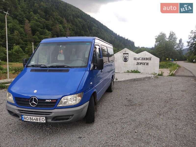 Mercedes-Benz Sprinter 2004