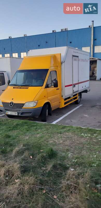 Mercedes-Benz Sprinter 2000