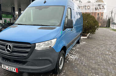 Вантажний фургон Mercedes-Benz Sprinter 2020 в Чернівцях