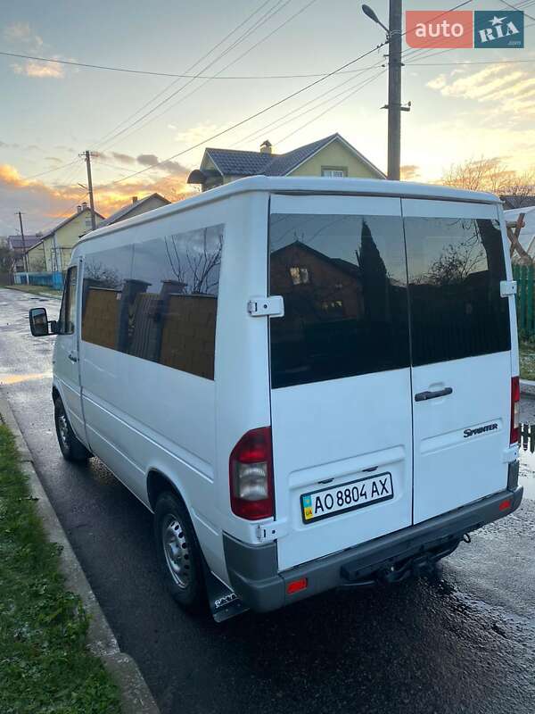 Микроавтобус Mercedes-Benz Sprinter 2004 в Шептицькому