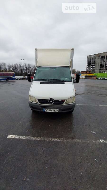 Грузовой фургон Mercedes-Benz Sprinter 2004 в Львове