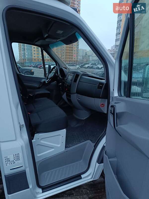 Вантажний фургон Mercedes-Benz Sprinter 2016 в Києві