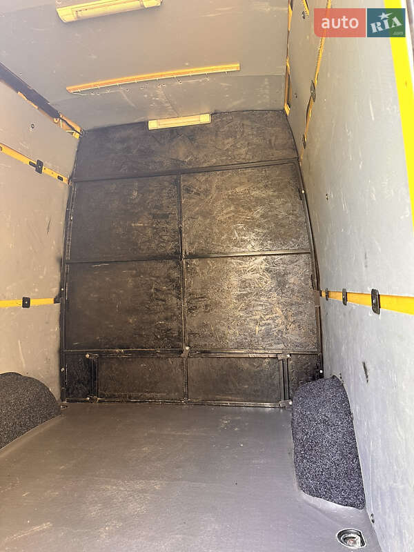 Мікроавтобус Mercedes-Benz Sprinter 2011 в Вижниці