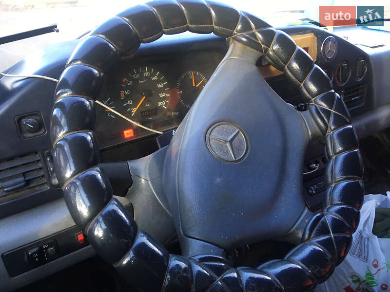 Мікроавтобус Mercedes-Benz Sprinter 1996 в Дніпрі