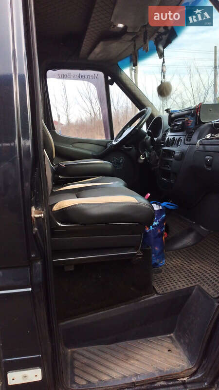 Мікроавтобус Mercedes-Benz Sprinter 2005 в Новодністровську