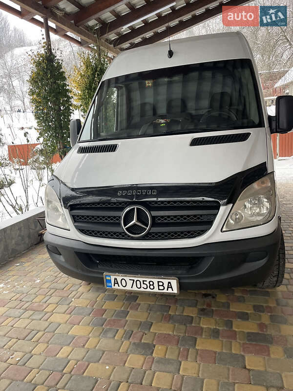 Микроавтобус Mercedes-Benz Sprinter 2013 в 