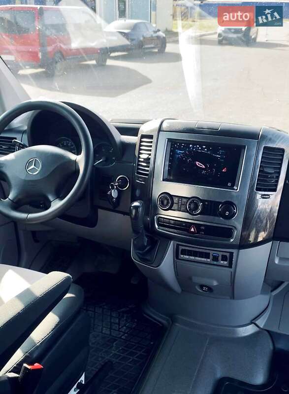 Микроавтобус Mercedes-Benz Sprinter 2010 в Кривом Роге фото 34 Микроавтобус Mercedes-Benz Sprinter 2010 в Кривом Роге