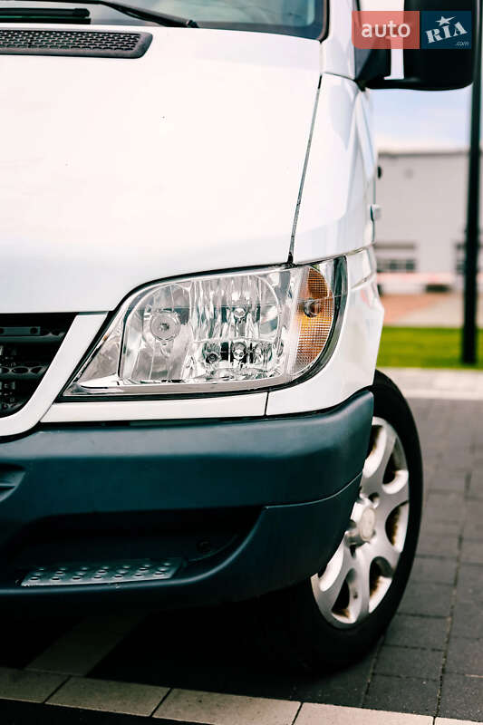 Мікроавтобус Mercedes-Benz Sprinter 2005 в Мукачевому