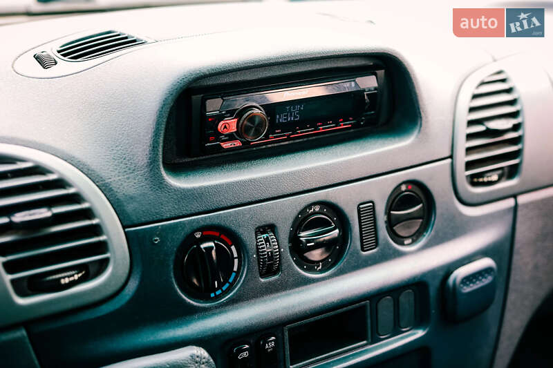 Мікроавтобус Mercedes-Benz Sprinter 2005 в Мукачевому