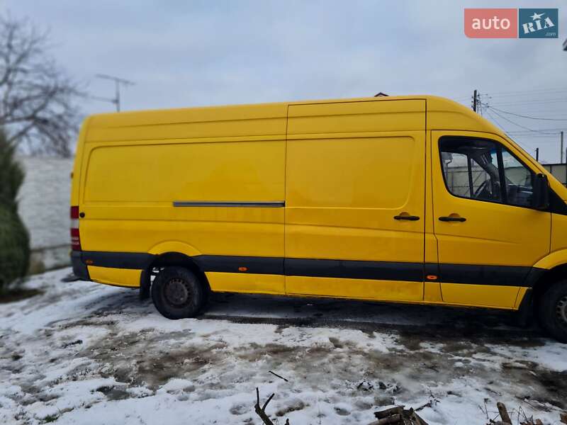 Вантажний фургон Mercedes-Benz Sprinter 2012 в Харкові
