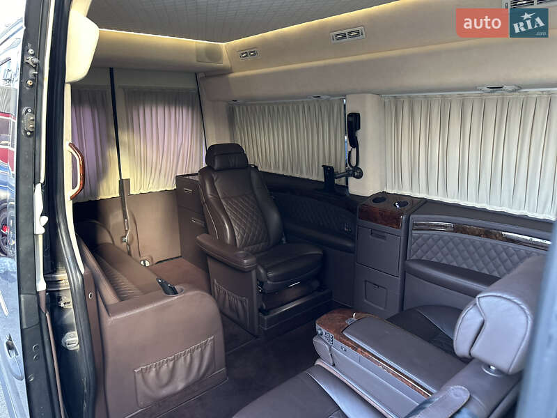Вантажопасажирський фургон Mercedes-Benz Sprinter 2010 в Києві