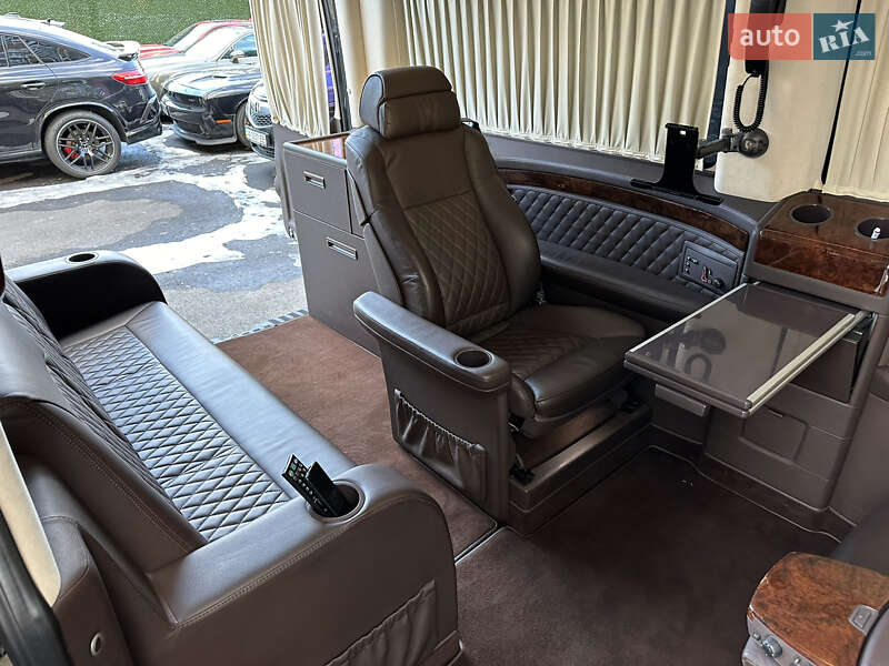 Вантажопасажирський фургон Mercedes-Benz Sprinter 2010 в Києві