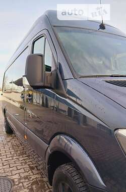 Грузовой фургон Mercedes-Benz Sprinter 2016 в 