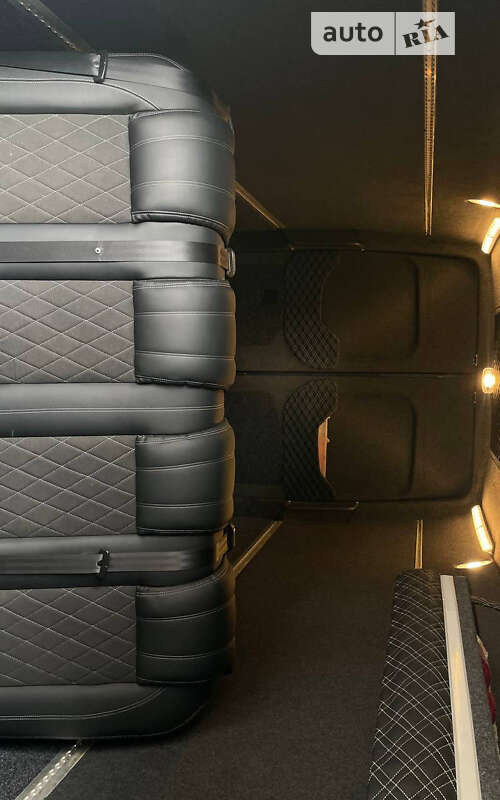 Грузопассажирский фургон Mercedes-Benz Sprinter 2019 в Черновцах