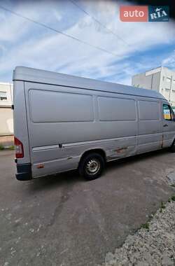 Вантажний фургон Mercedes-Benz Sprinter 2006 в 