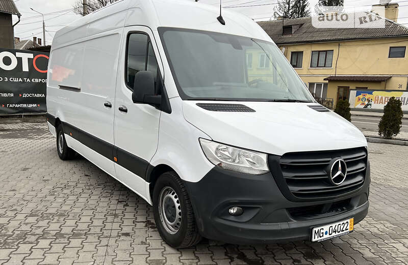 Вантажний фургон Mercedes-Benz Sprinter 2019 в Чернівцях