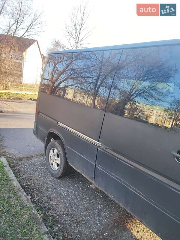 Микроавтобус Mercedes-Benz Sprinter 2002 в Берегово