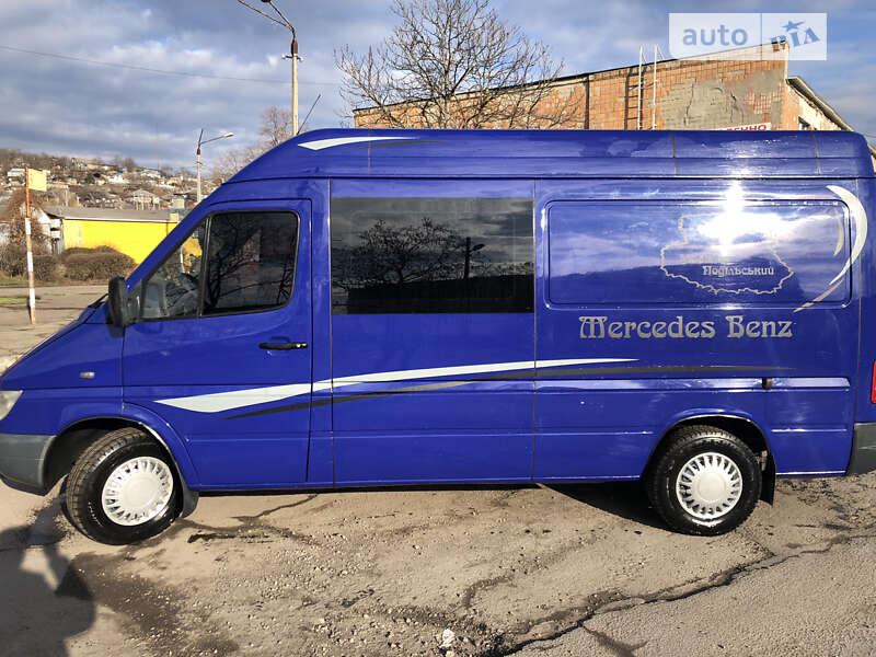 Микроавтобус Mercedes-Benz Sprinter 2003 в Могилев-Подольске