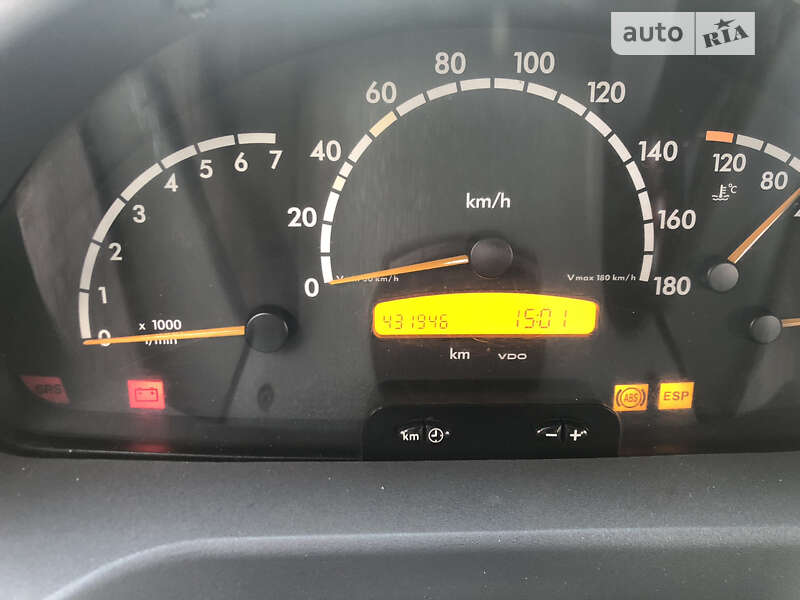 Микроавтобус Mercedes-Benz Sprinter 2003 в Могилев-Подольске