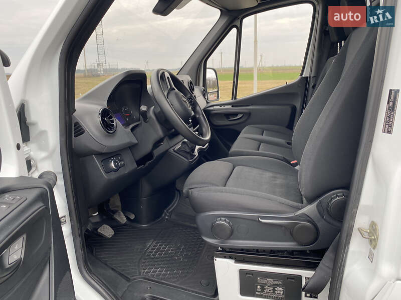 Грузовой фургон Mercedes-Benz Sprinter 2021 в Луцке фото 36 Грузовой фургон Mercedes-Benz Sprinter 2021 в Луцке