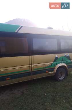 Микроавтобус Mercedes-Benz Sprinter 2004 в 