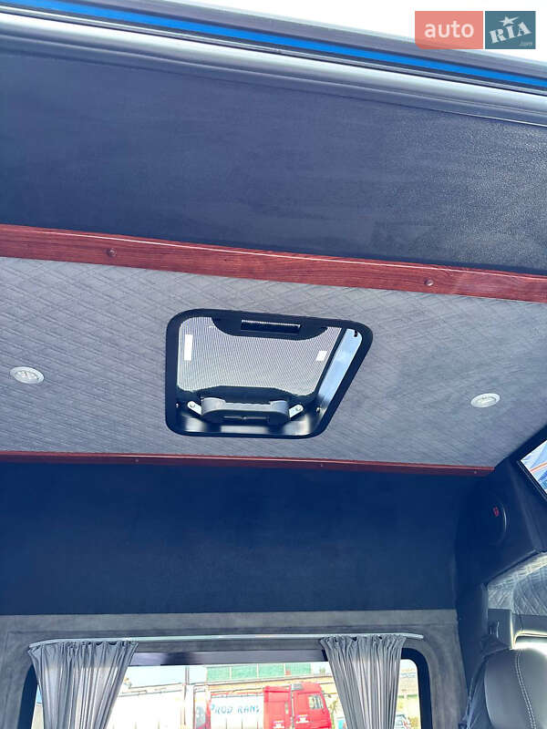 Микроавтобус Mercedes-Benz Sprinter 2019 в Черновцах