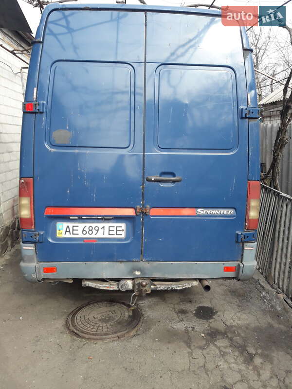 Микроавтобус Mercedes-Benz Sprinter 1998 в Пятихатках фото 9 Микроавтобус Mercedes-Benz Sprinter 1998 в Пятихатках