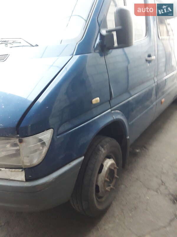 Микроавтобус Mercedes-Benz Sprinter 1998 в Пятихатках фото 4 Микроавтобус Mercedes-Benz Sprinter 1998 в Пятихатках