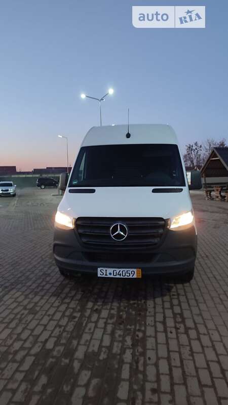 Вантажний фургон Mercedes-Benz Sprinter 2019 в Сарнах