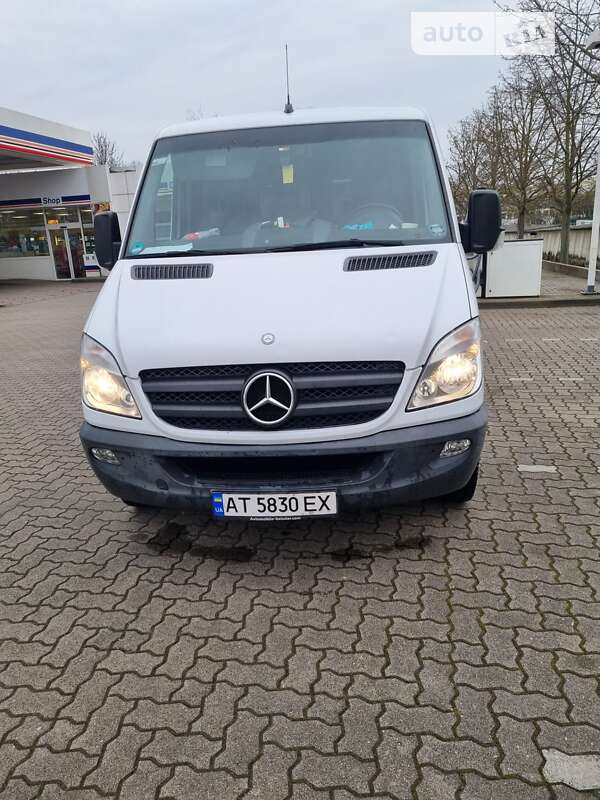 Мікроавтобус Mercedes-Benz Sprinter 2013 в Коломиї