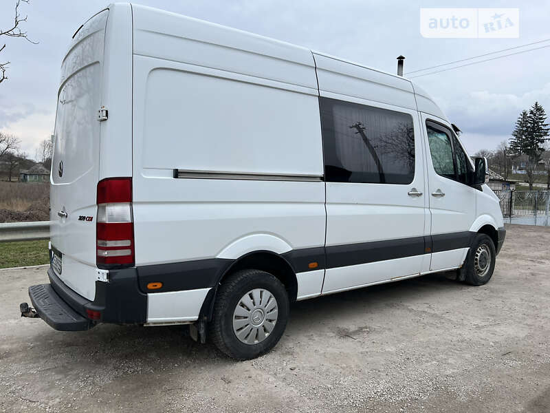 Грузопассажирский фургон Mercedes-Benz Sprinter 2008 в Новоднестровске