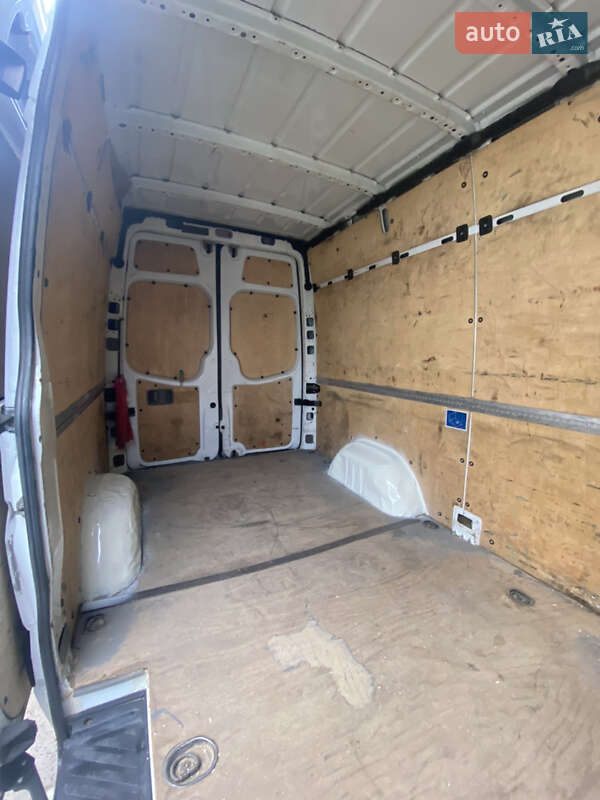 Вантажний фургон Mercedes-Benz Sprinter 2012 в Тячеві