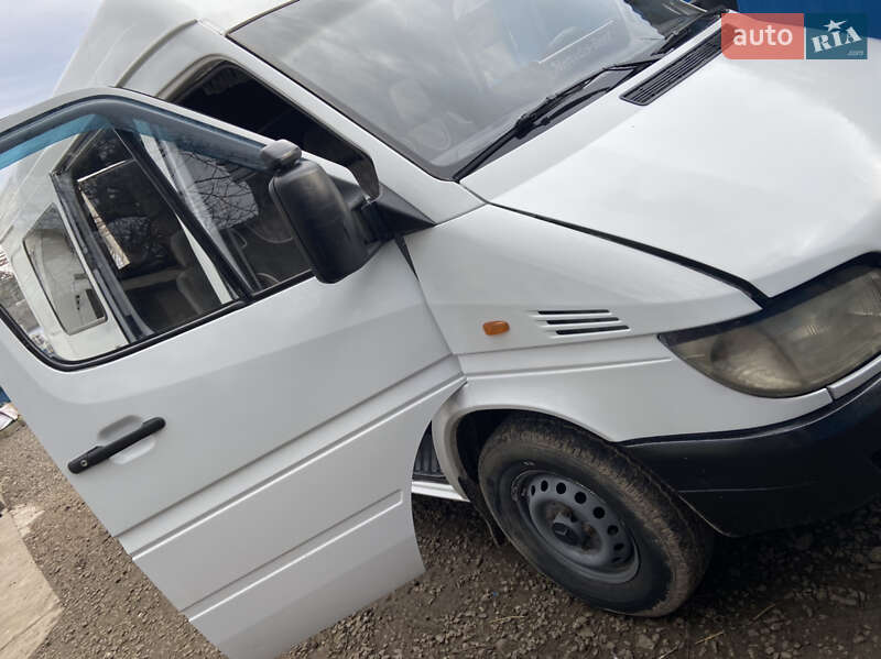 Автобус Mercedes-Benz Sprinter 2000 в Тернополе