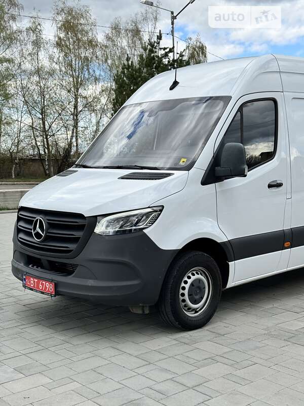 Грузовой фургон Mercedes-Benz Sprinter 2020 в Долине