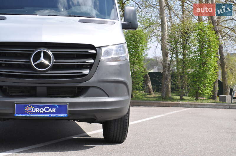 Микроавтобус Mercedes-Benz Sprinter 2019 в Киеве