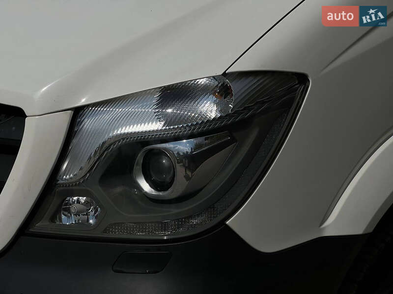 Автовоз Mercedes-Benz Sprinter 2016 в Львові