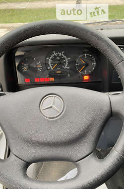 Вантажний фургон Mercedes-Benz Sprinter 1999 в 