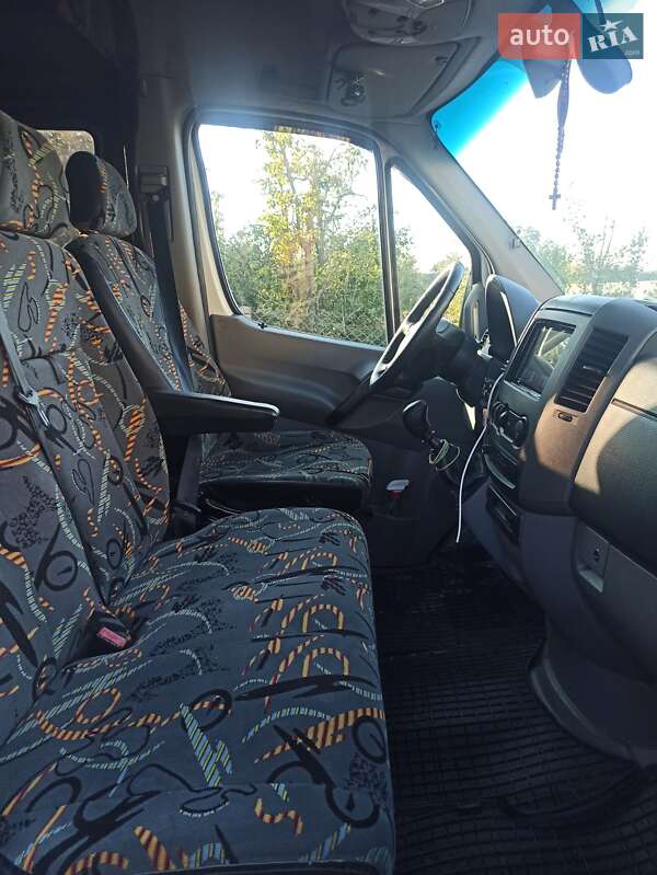 Приміський автобус Mercedes-Benz Sprinter 2011 в Баришівка