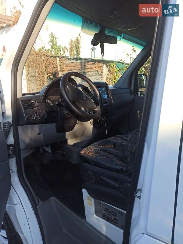Приміський автобус Mercedes-Benz Sprinter 2011 в Баришівка