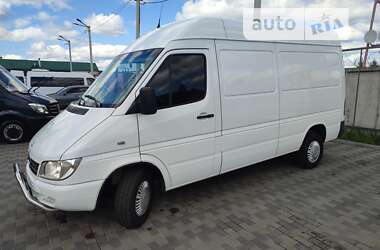 Грузовой фургон Mercedes-Benz Sprinter 2005 в Лубнах