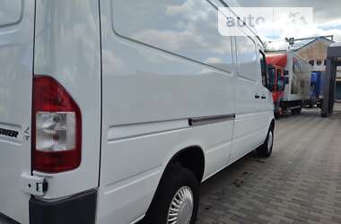 Грузовой фургон Mercedes-Benz Sprinter 2005 в Лубнах