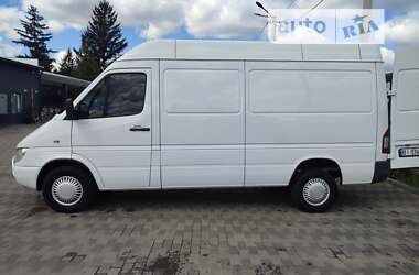 Грузовой фургон Mercedes-Benz Sprinter 2005 в Лубнах