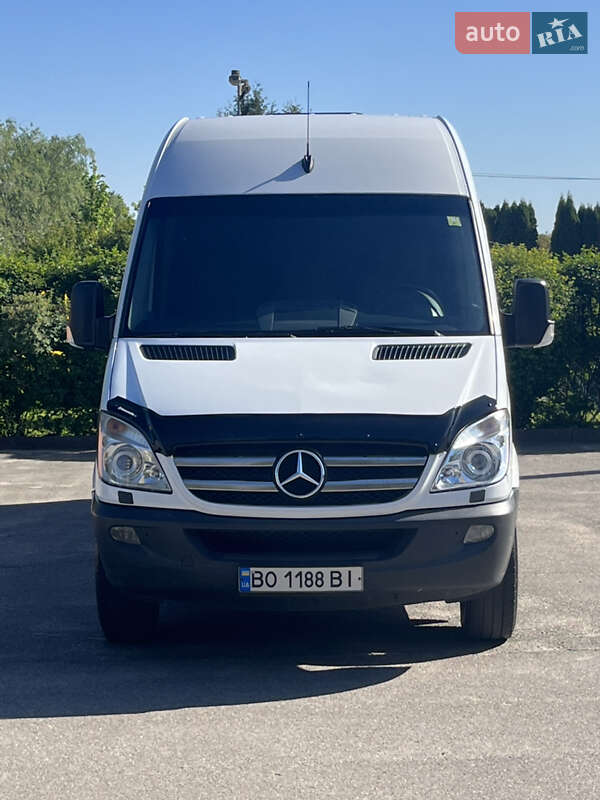 Грузопассажирский фургон Mercedes-Benz Sprinter 2013 в Тернополе